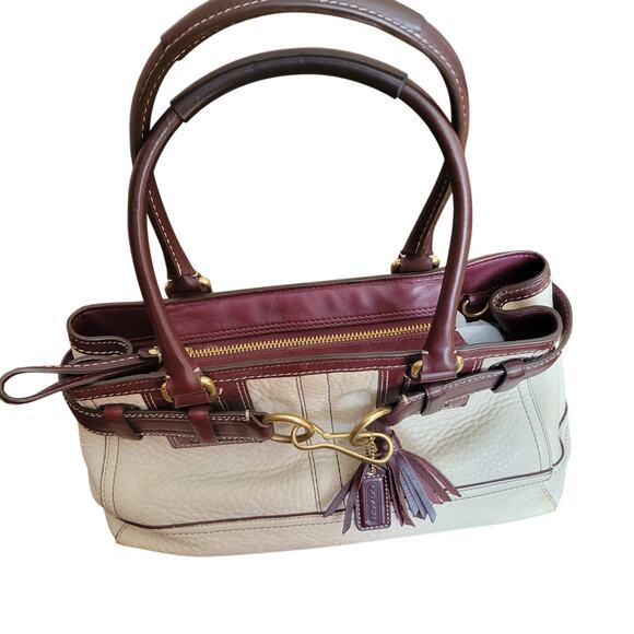 Coach Handbags - Vintage Coach Hamptons Ivory Maroon Pebbled Leather Bag EO6S-10212